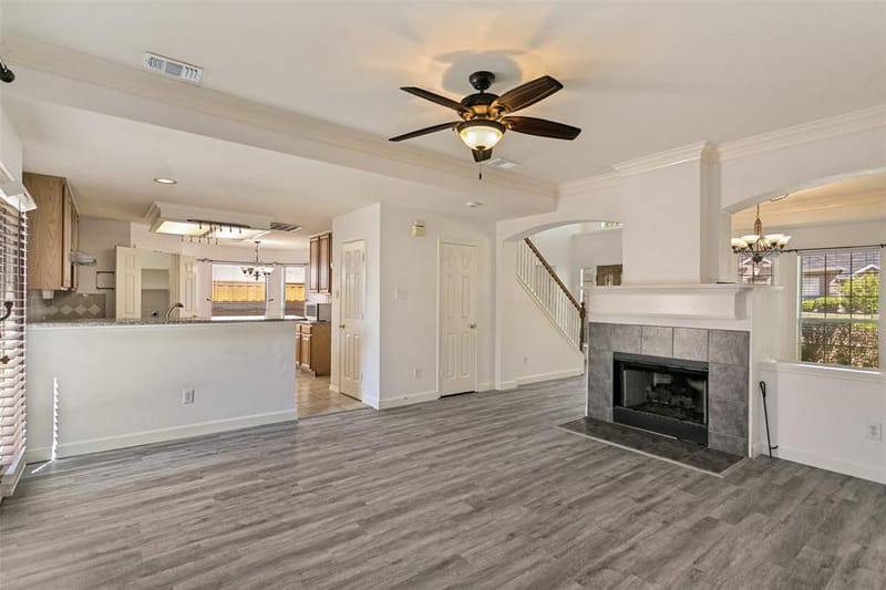 2424 Hunters Run Drive, Plano TX 75025 - Photo 7