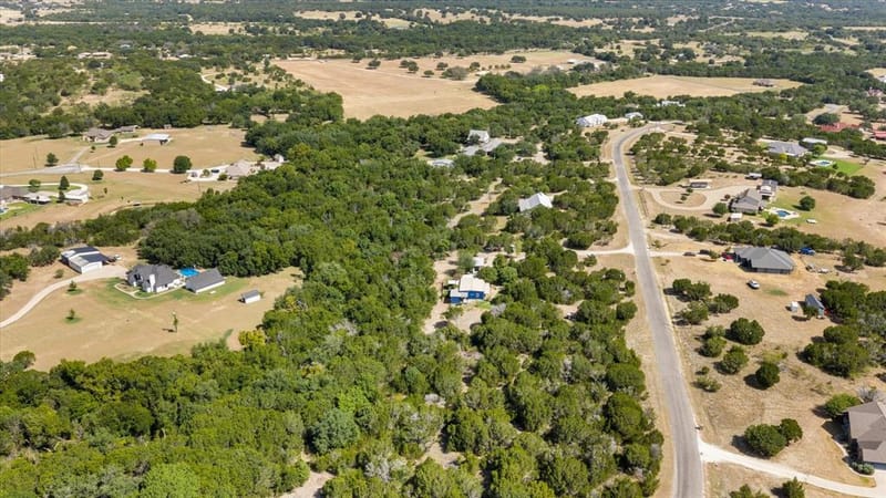 1393 Shady Oaks Circle, Glen Rose TX 76043 - Photo 37