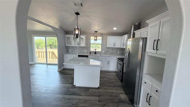 716 Coyote Trail, Rhome TX 76078 - Photo 9