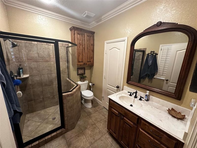 1602 Jefferson Street, Bowie TX 76230 - Photo 24