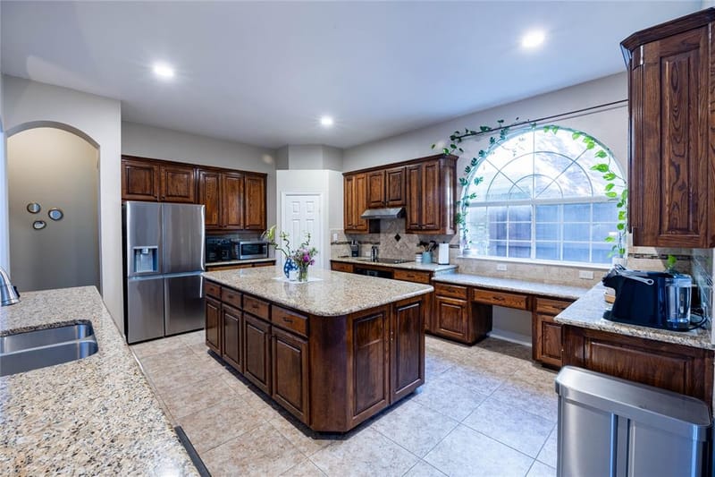 1218 Bridgeway Lane, Allen TX 75013 - Photo 9