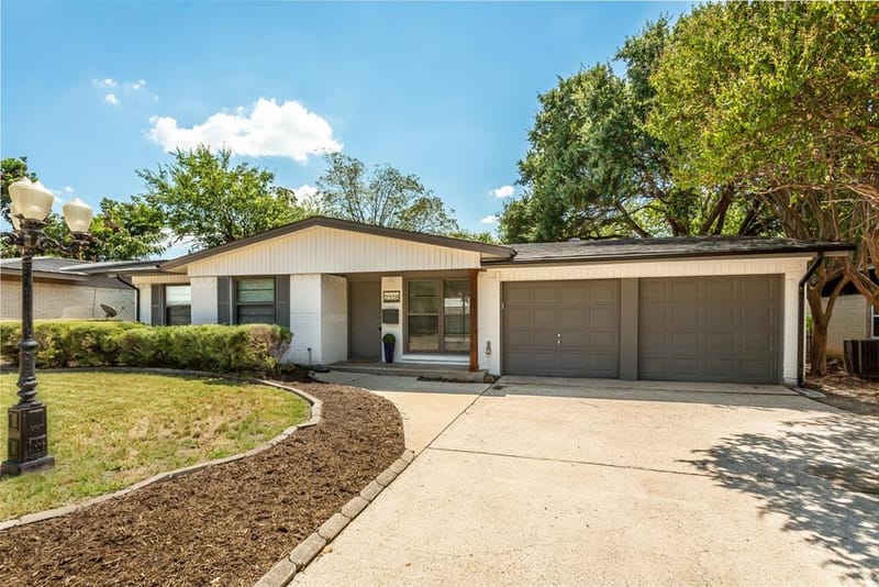 2328 Globe Avenue, Dallas TX 75228 - Photo 2