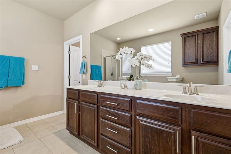4908 Lake Park Drive, Sanger TX 76266 - Photo 18