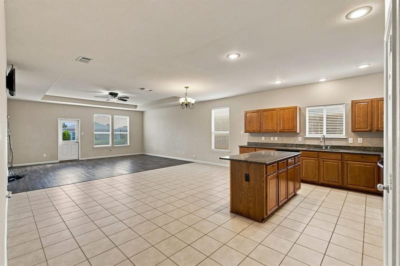 2332 Angoni Way, Fort Worth TX 76131 - Photo 6