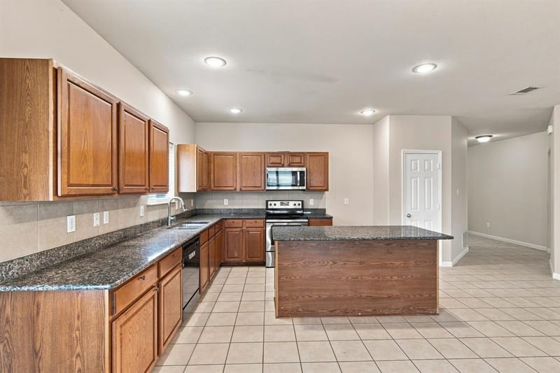 2332 Angoni Way, Fort Worth TX 76131 - Photo 9