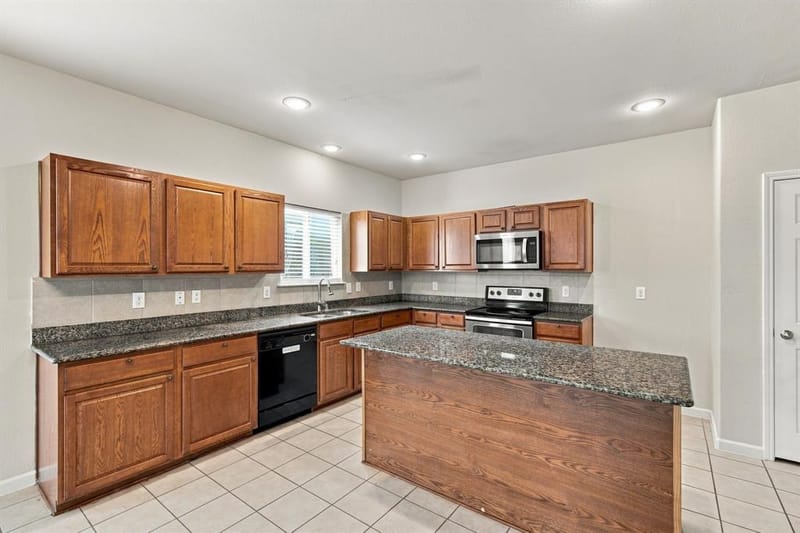 2332 Angoni Way, Fort Worth TX 76131 - Photo 8