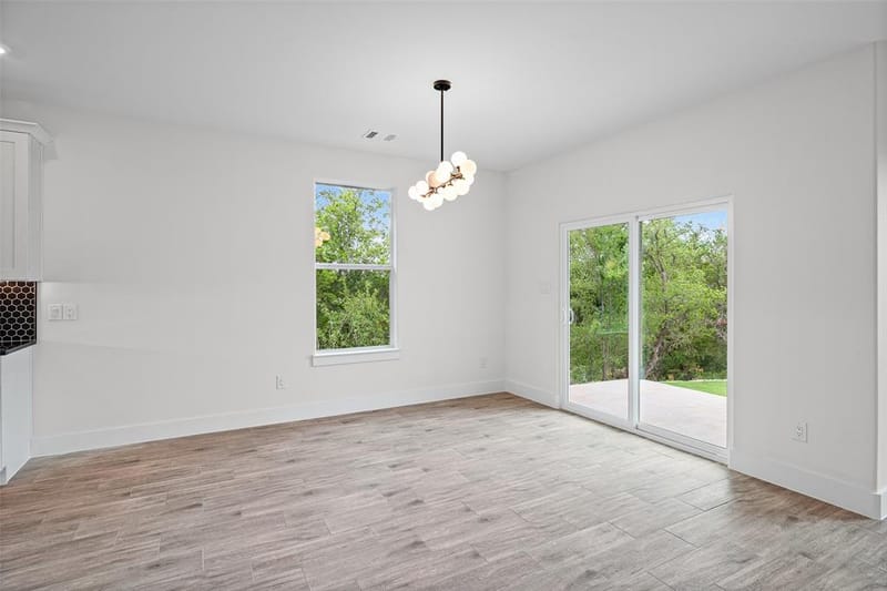 2712 Steepleridge Circle, Granbury TX 76048 - Photo 9