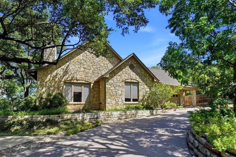 1924 Kensington Drive, Fort Worth TX 76110