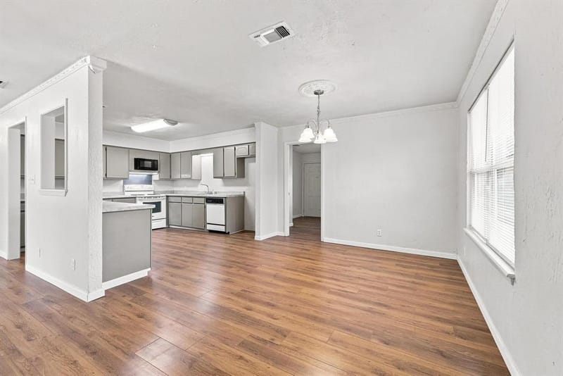 117 Leslie Street, Bonham TX 75418 - Photo 8