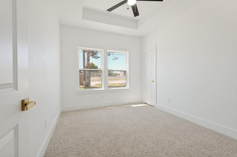 3913 Blue Ridge Boulevard, Dallas TX 75233 - Photo 14