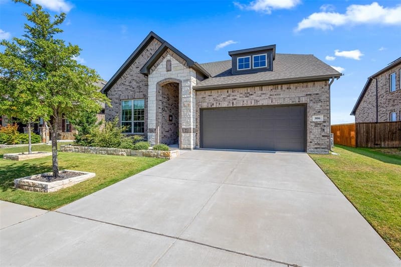 806 Stamford Avenue, Arlington TX 76002