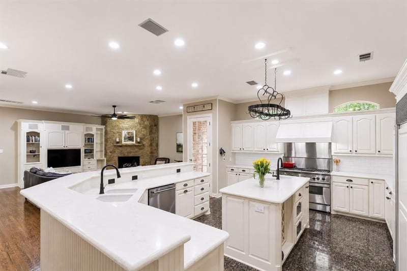 215 Bent Creek Court, Southlake TX 76092 - Photo 6