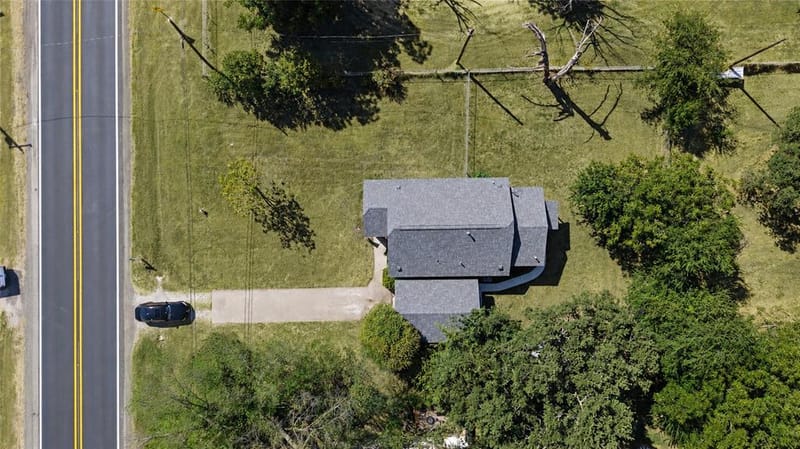 504 Fannin Street, Millsap TX 76066 - Photo 24