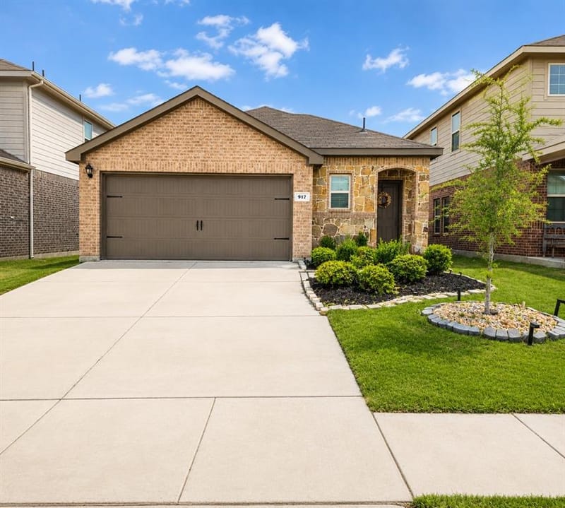 917 Sunrise Lane, Royse City TX 75189