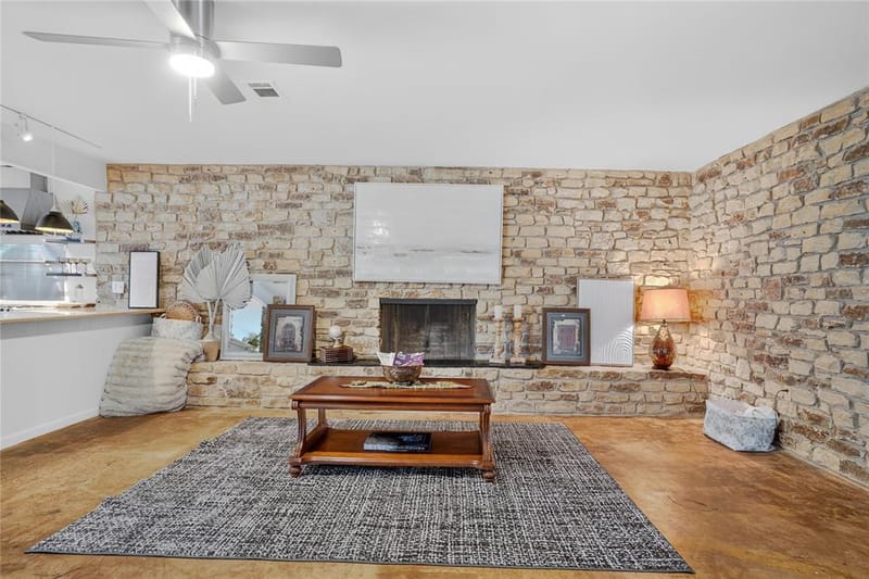 3902 Laramie Drive, Granbury TX 76049 - Photo 11