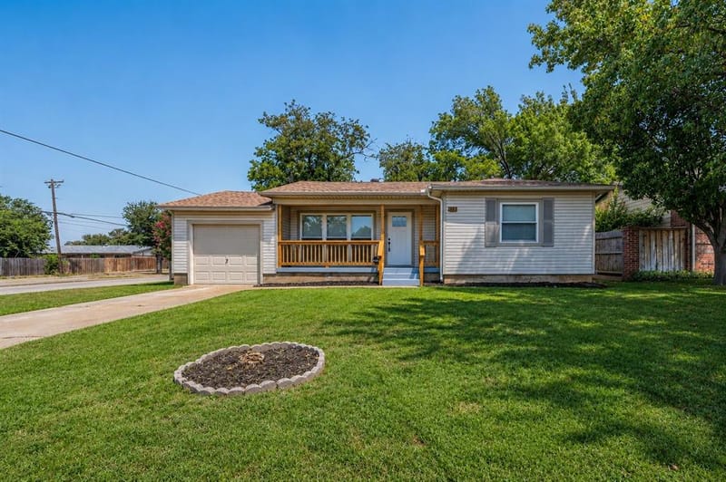 2323 Morgan Street, Irving TX 75062