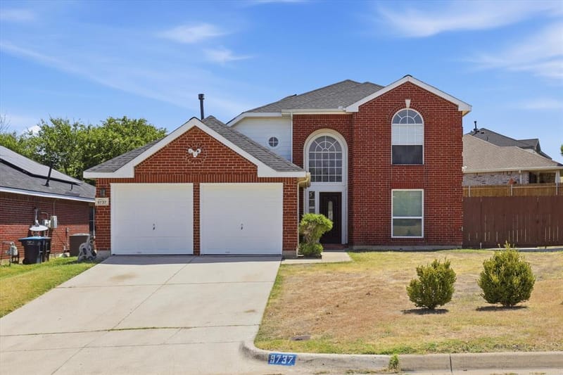9737 Maryville Lane, Fort Worth TX 76108