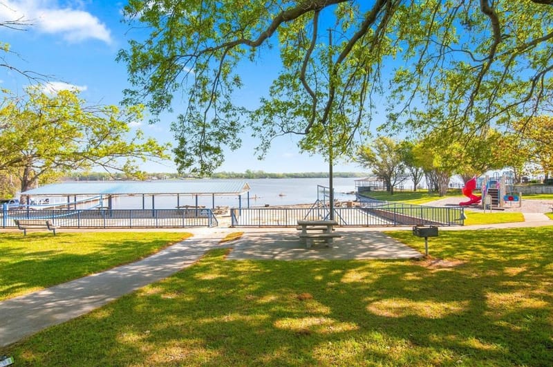605 Keel Way, Azle TX 76020 - Photo 40