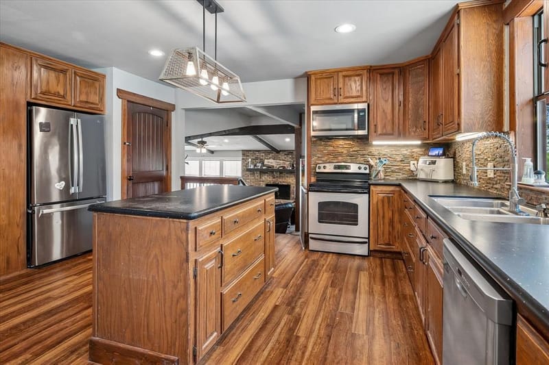 1501 Andy Thomas Road, Whitewright TX 75491 - Photo 13
