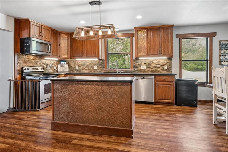 1501 Andy Thomas Road, Whitewright TX 75491 - Photo 12