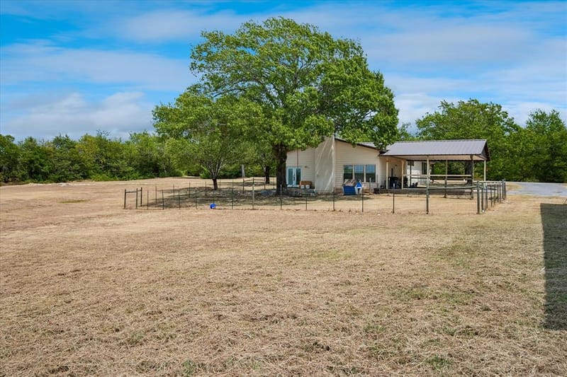 1501 Andy Thomas Road, Whitewright TX 75491 - Photo 26