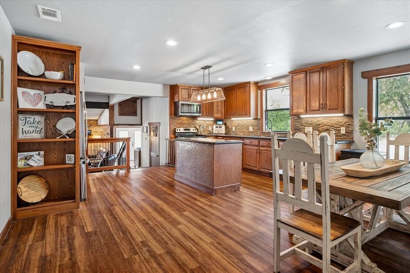 1501 Andy Thomas Road, Whitewright TX 75491 - Photo 11