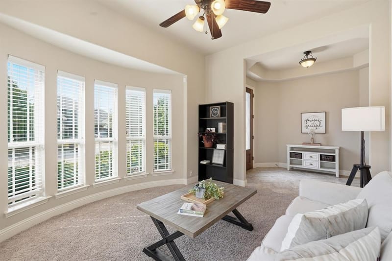4209 Carnation Lane, Mansfield TX 76063 - Photo 4