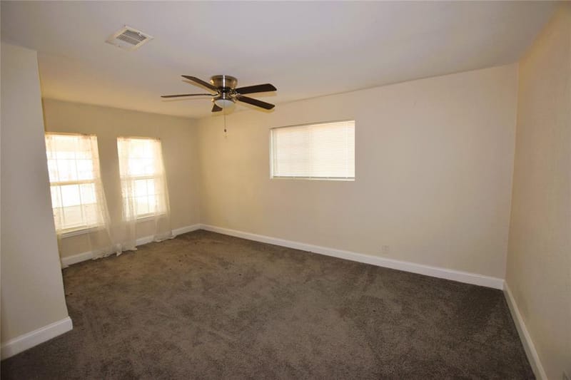 120 Marina View Court, Weatherford TX 76087 - Photo 9