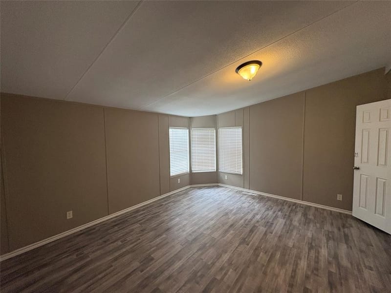 111 Shady Springs Drive, Bridgeport TX 76426 - Photo 16
