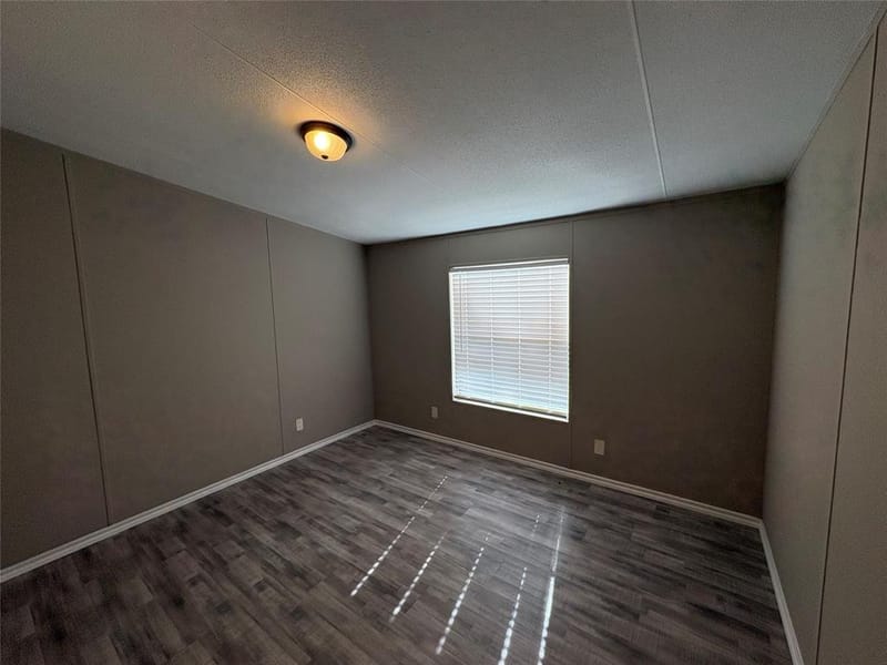 111 Shady Springs Drive, Bridgeport TX 76426 - Photo 24