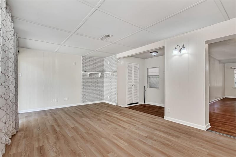 1203 Sunnybrook Drive, Irving TX 75061 - Photo 13