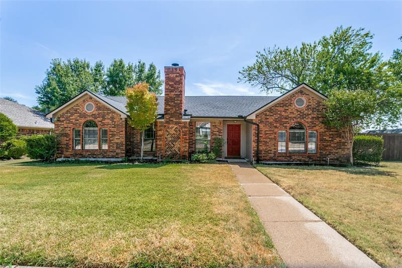928 Ledgemont Drive, Plano TX 75025