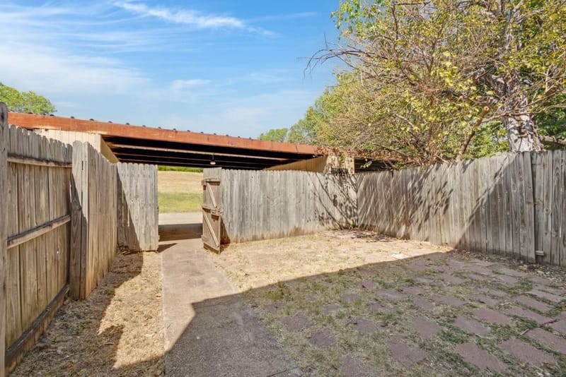 1404 Sombre Vista Drive, Denton TX 76205 - Photo 20