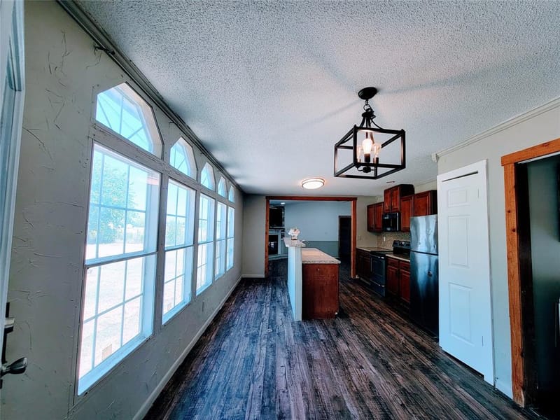 11309 County Road 510, Venus TX 76084 - Photo 12