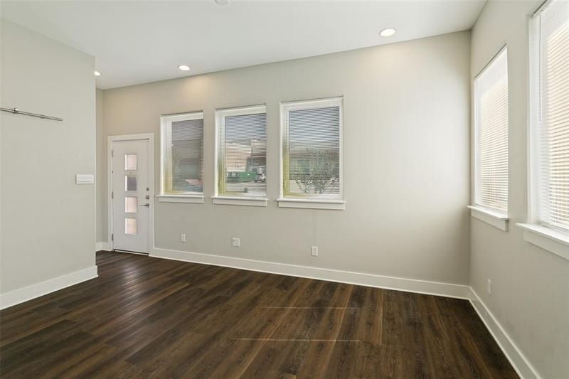 324 Feliks Gwozdz Place, Fort Worth TX 76104 - Photo 7