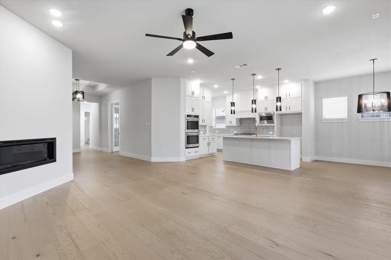 2816 Garrett Drive, Highland Village TX 75077 - Photo 13