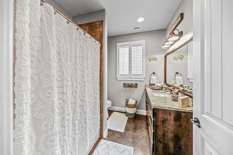 1704 County Road 1002, Greenville TX 75401 - Photo 23
