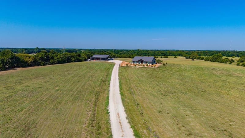 1704 County Road 1002, Greenville TX 75401 - Photo 36
