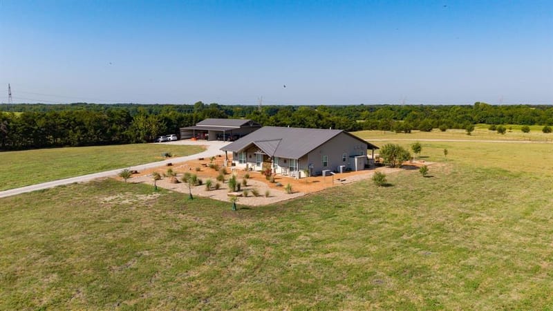 1704 County Road 1002, Greenville TX 75401 - Photo 28