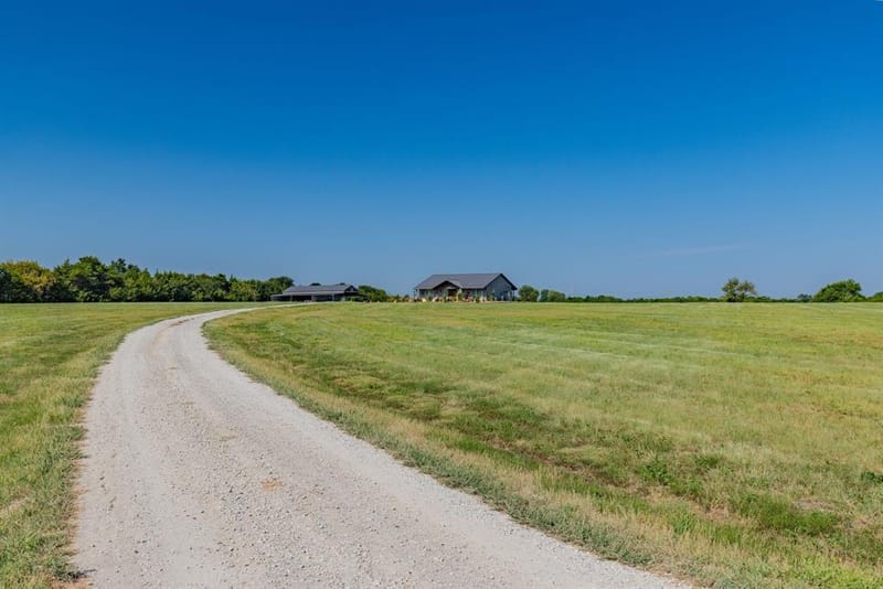 1704 County Road 1002, Greenville TX 75401 - Photo 35