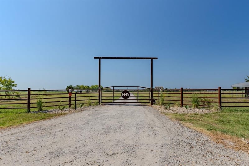 1704 County Road 1002, Greenville TX 75401 - Photo 4