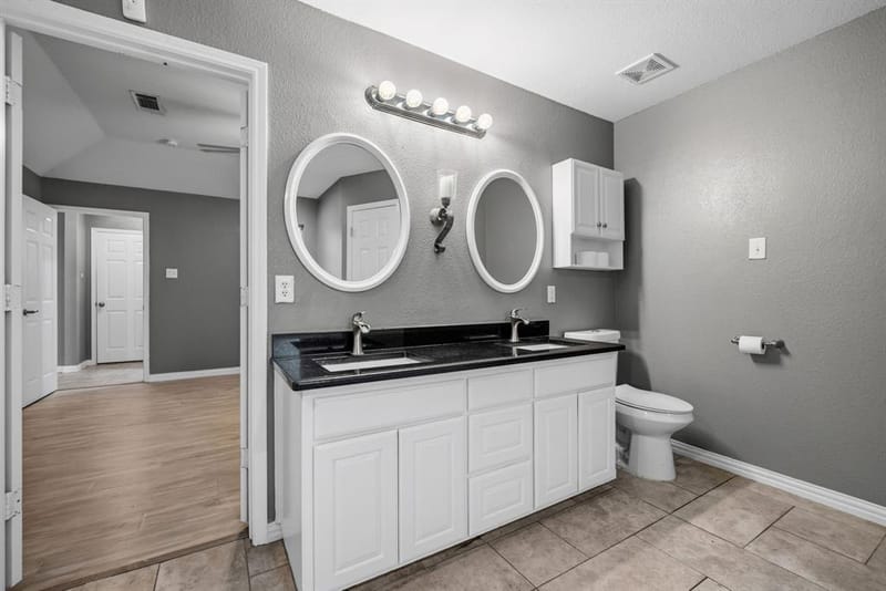 607 Meadowbrook Drive, Burleson TX 76028 - Photo 26