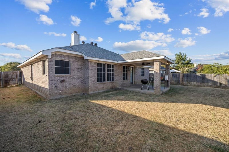 607 Meadowbrook Drive, Burleson TX 76028 - Photo 28