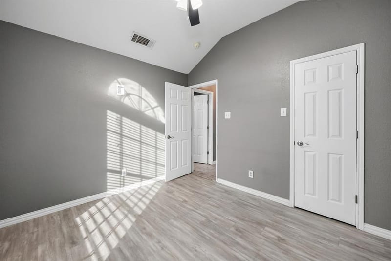 607 Meadowbrook Drive, Burleson TX 76028 - Photo 20