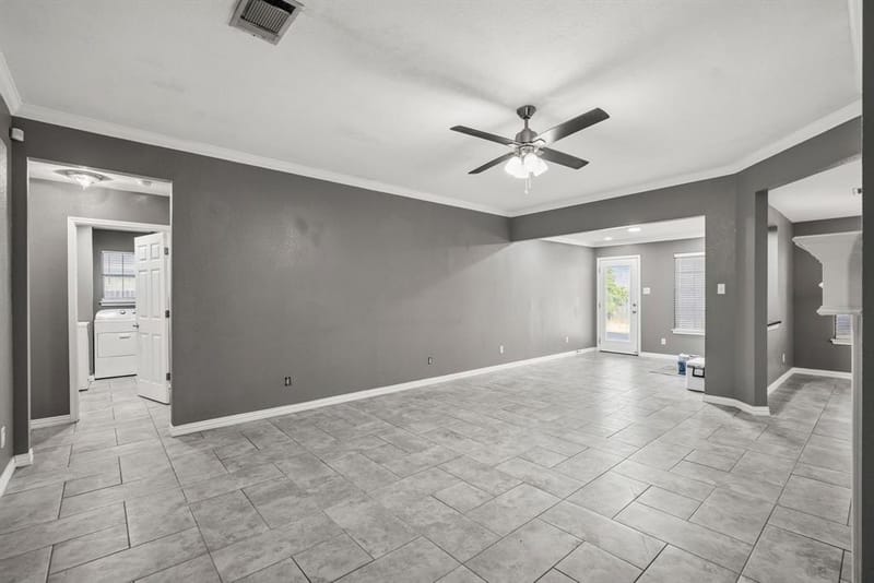 607 Meadowbrook Drive, Burleson TX 76028 - Photo 9