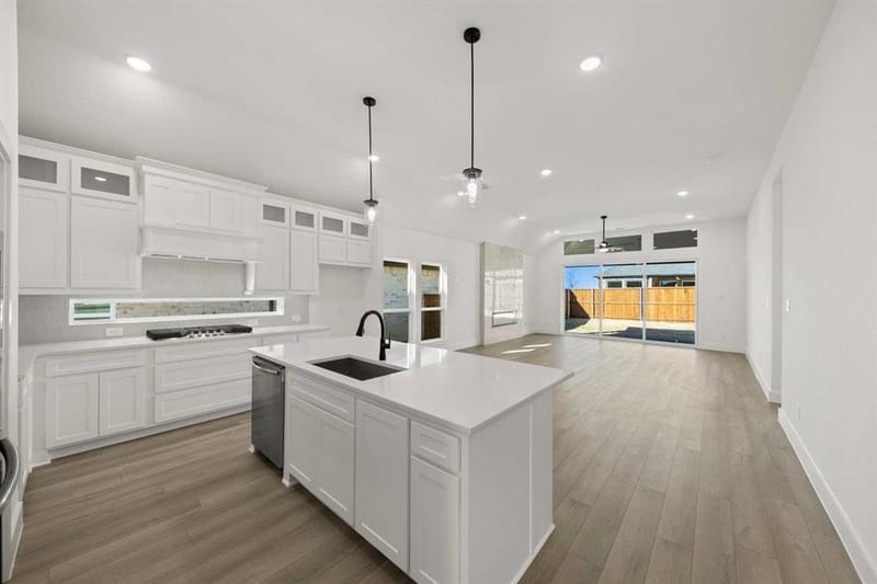 6317 Muller Creek Drive, Celina TX 75009 - Photo 8