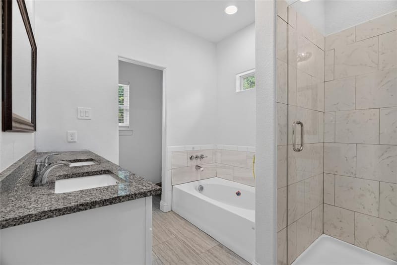 601 E Jefferson Street, Waxahachie TX 75165 - Photo 17