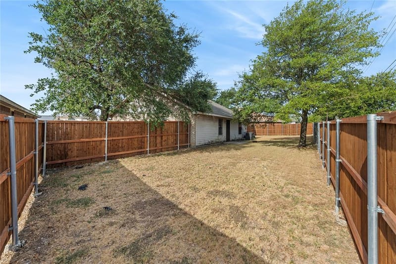 601 E Jefferson Street, Waxahachie TX 75165 - Photo 22