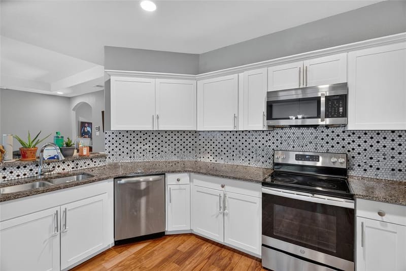 601 E Jefferson Street, Waxahachie TX 75165 - Photo 8