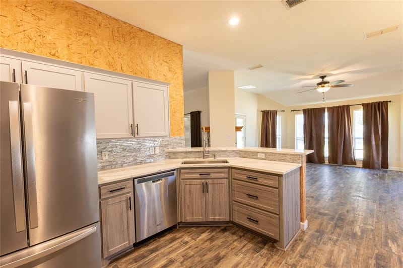 3904 Santa Cruz Street, Granbury TX 76049 - Photo 12